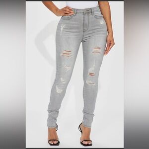 Gray Skinny Distressed Jeans with Stretch